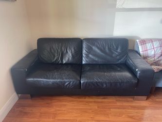 Black Leather 2-Seater Sofa