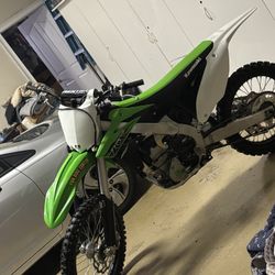 Kawasaki KX250F 