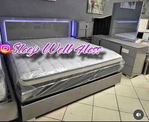 New Queen bed