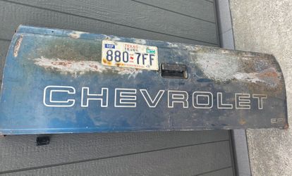 Old chevrolet tail gate