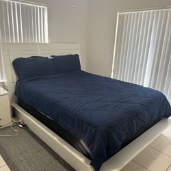 Queen Bedroom Set 