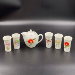 NIB Utsuwa Japanese Porcelain Tea Set