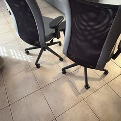 Office Chairs 