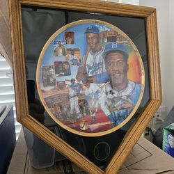 Sports impressions Jackie Robinson Gold Edition.#720 of 1956. Great addition to man cave or collection.