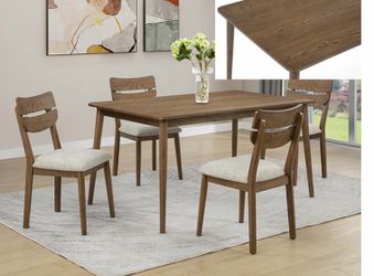 Chic Scandinavian style comfy dining set