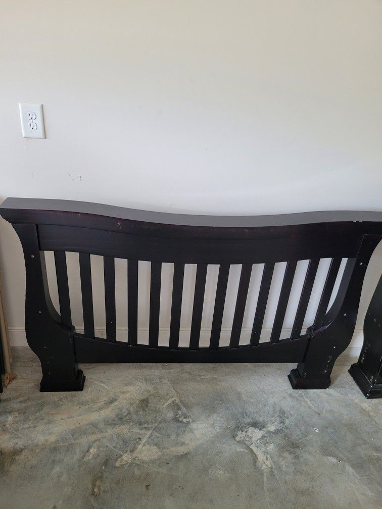 Baby Convertible Crib