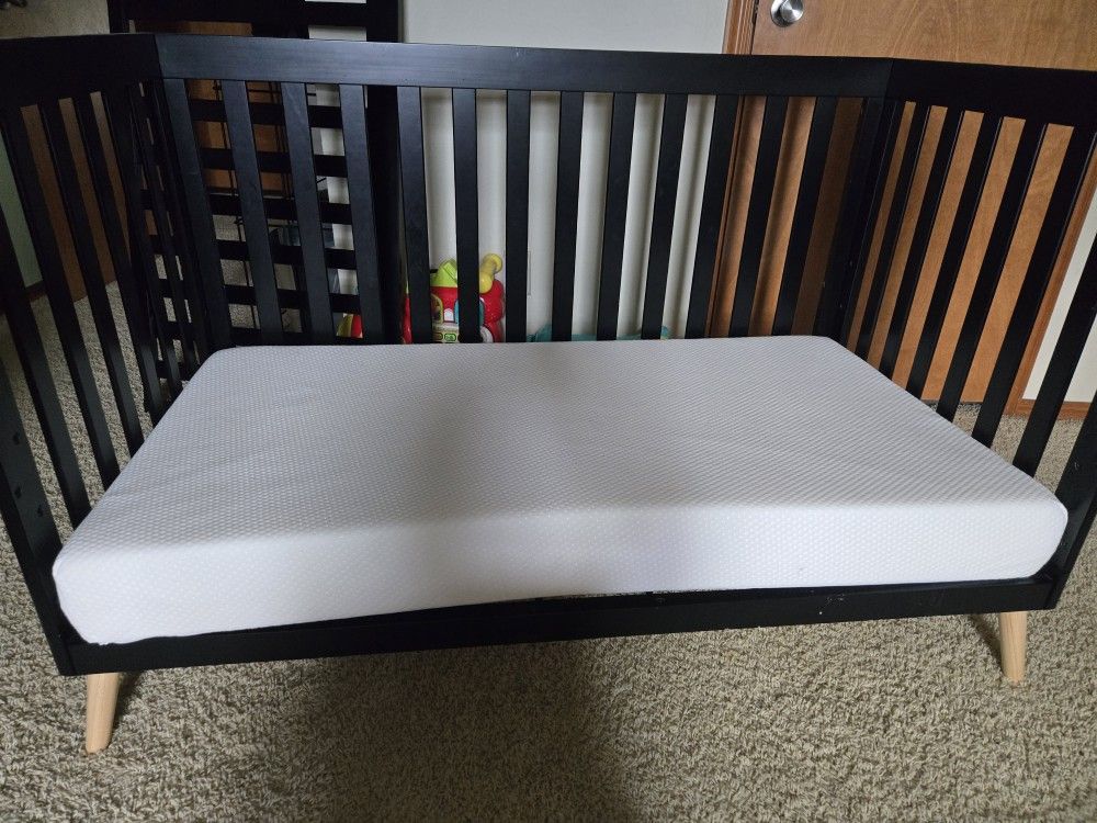 Foam Crib Mattress With Cover