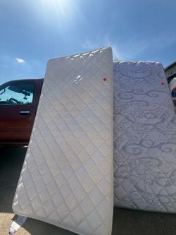 Twin size & full mattress (no box ) $20 each