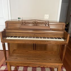 Piano (self pick Up)