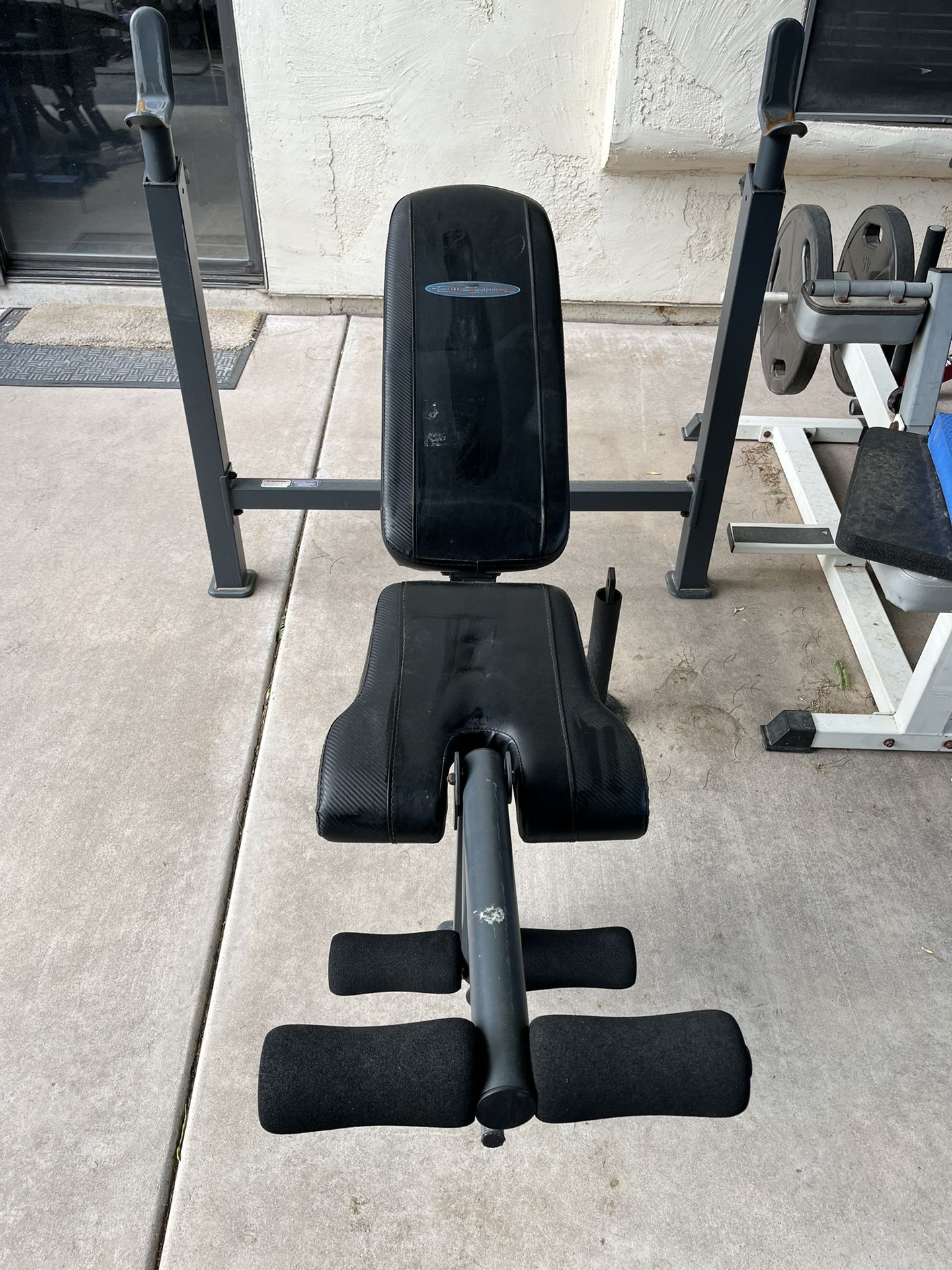 Adjustable Weight Bench