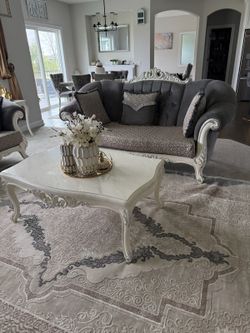 Sofa set