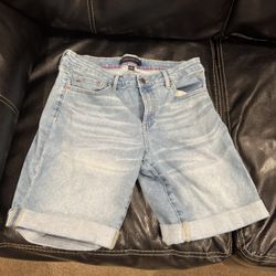 Women’s Tommy Hilfiger Light Blue Jean Shorts size 8