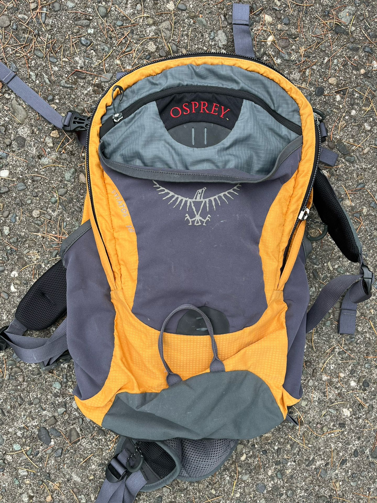 Osprey Stratos 18 Backpack
