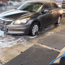 2012 Honda Accord. Clean Title 