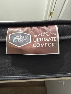Twin Bed Mattress and Boxspring Foundation