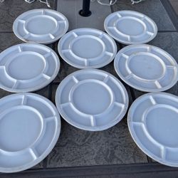 Set of 8 White Ceramic Pottery Plant Pot Raised Divided Saucers Planter Drain Plates