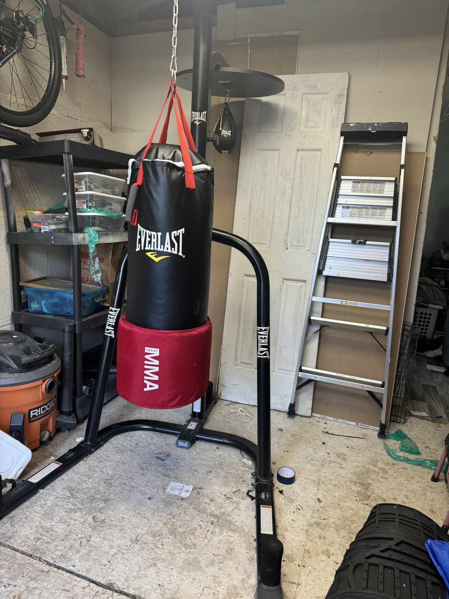 EverLast Punching And Speed Bag Set