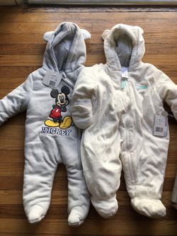 Boy’s heavy pram 6-9 months