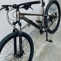 Mongoose Switchback Comp Mountain Bike 