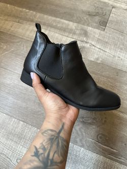 Black Bootie American Rag