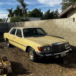 1979 Mercedes-Benz 300