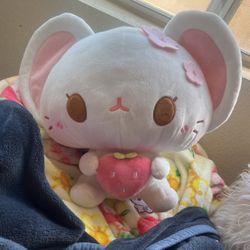 Bird Uyen Plushie 