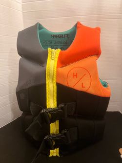 Hyperlite youth life jacket new never worn