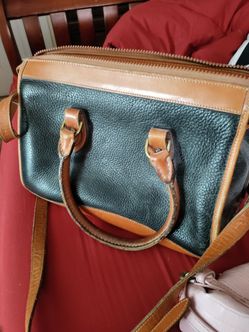 Dooney & Bourke Purse