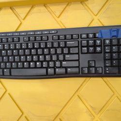 Logitech K270 Wireless USB Keyboard, Black