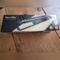 TERVILIX hair straightener brand new 