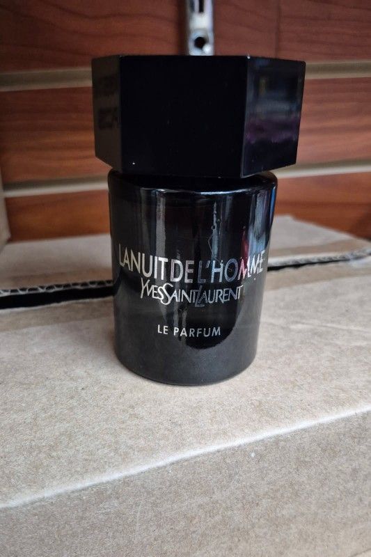 Design Cologne Yves Saint Laurent La Nuit de L'Homme Le Parfum
