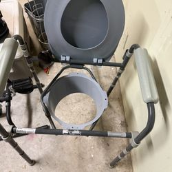 Commode