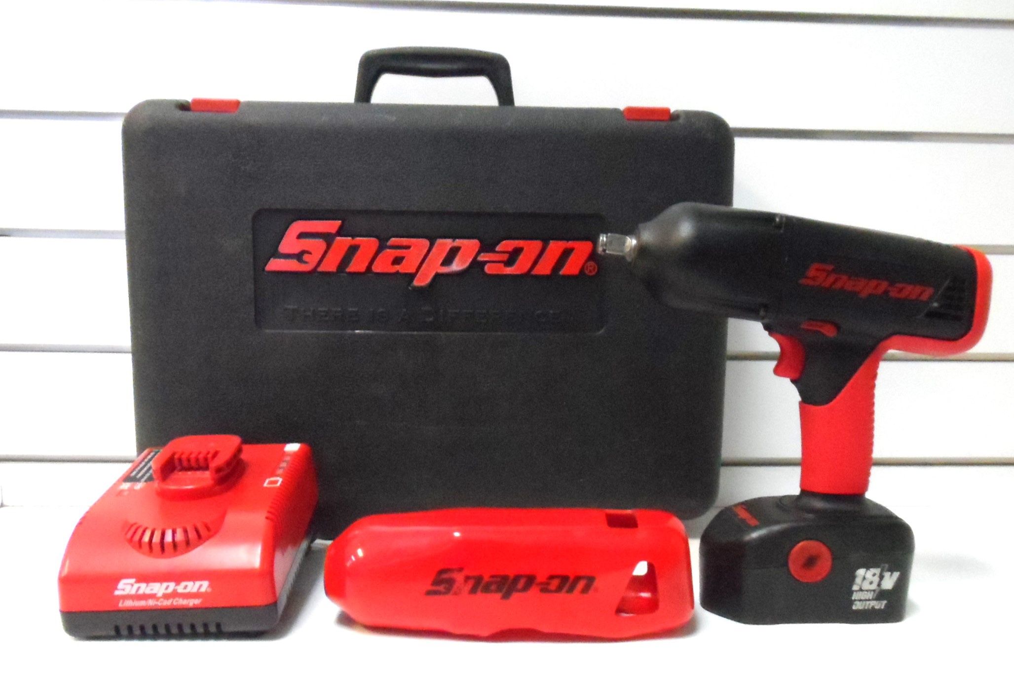 SNAP-ON 1/2INCH CORDLESS IMPACT DRIVER 