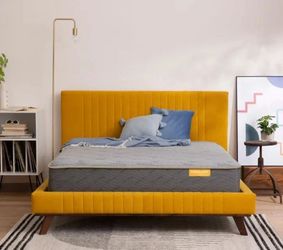 Simmons® Deep Sleep™ Wrapped Coil Plush Tight Top Queen Mattress