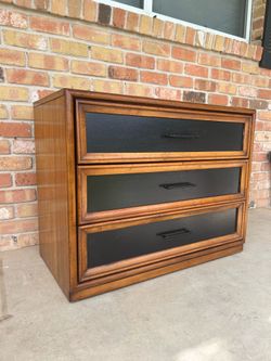 Henry Link Mandarin 3-Drawer Chest / Dresser