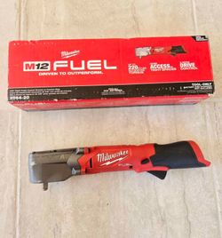 Milwaukee 12V FUEL 3/8in. Right Angle Impact Wrench