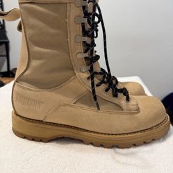 Men’s Brown Boots Vibram 8.5 Combat Steel Toe 