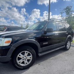 Ford Explorer 2006 Black SUV 