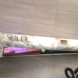 Soleil hair straightener was originally $400 infa red technology