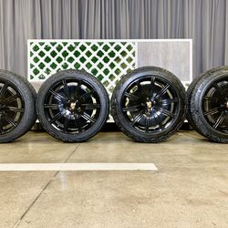 Porsche Taycan 4 Summer Tires and Rims