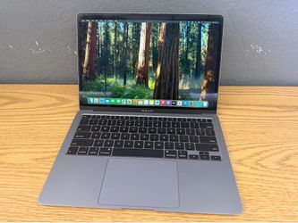 Macbook Air 13 nches- MacOS Sequoia