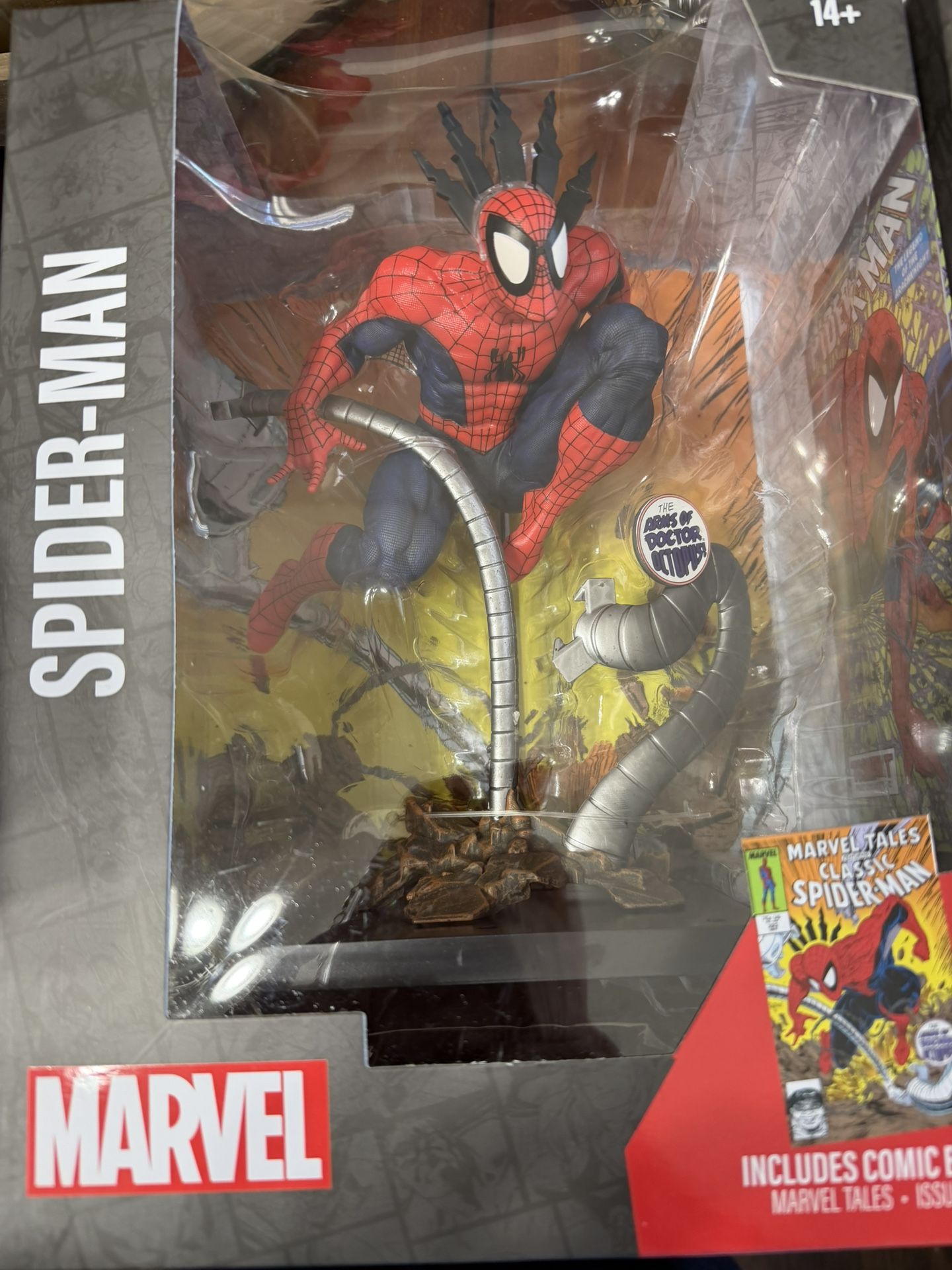 MARVAL FANTASTIC 4 COLLECTABLE FIGURES  DEADPOOL SPIDER-MAN, SILVER SURFER, THE PUNISHER, IRON MAN.   Each box is 12 inches tall, Each figure comes wi