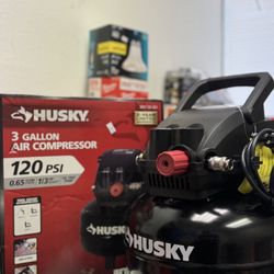 Husky 3 Gal. 120 PSI Portable Electric Oil-Free Light Duty Pancake Air Compressor with Fold Down Handle and 1-Quick Coupler
