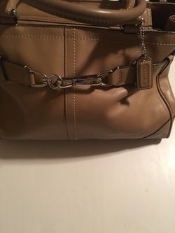 Coach authentic