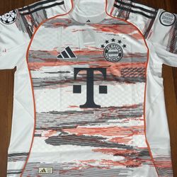 25/26 Bayern Múnich Away Kit 