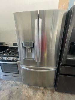 LG REFRIGERATOR FRENCH DOOR ( COUNTER DEPTH )