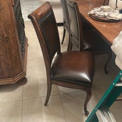 Furniture Table And 8  Chair 