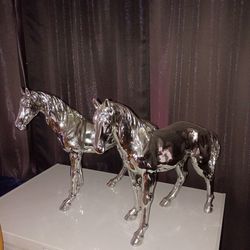 Silver horses