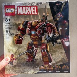 LEGO Avengers-The Hulkbuster The Battle of Wakanda (76247) *Damaged Box*