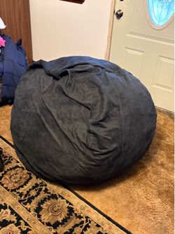 Giant beanbag chair in very good condition